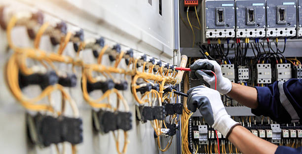 Professional Electrician technician working in Tahoma, CA